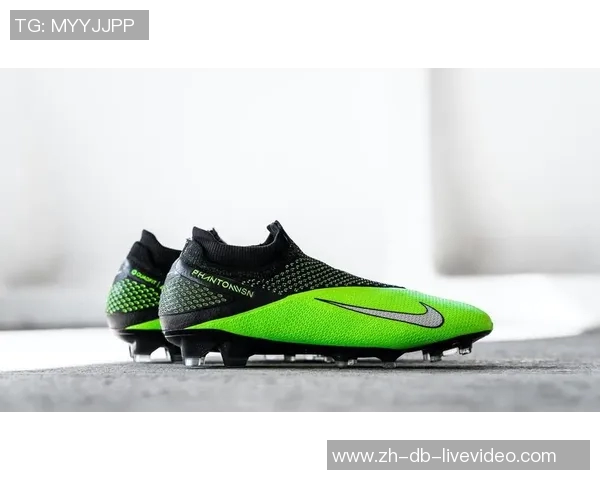 探索耐克足球鞋系列的创新科技与卓越性能助力每一场比赛 探索耐克足球鞋系列的创新科技与卓越性能助力每一场比赛